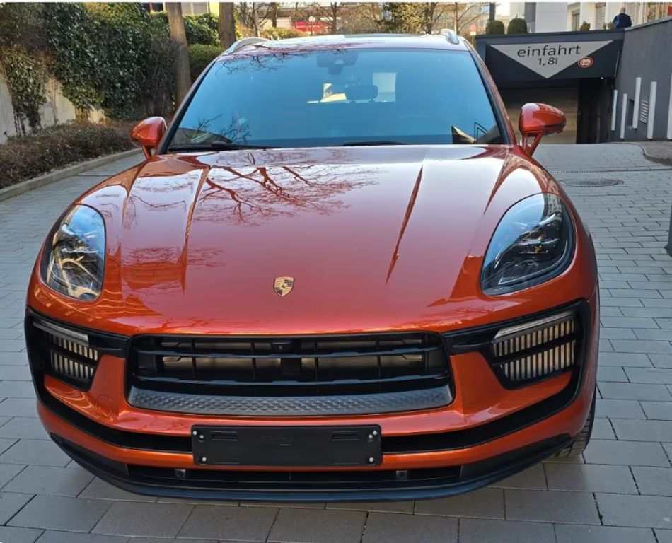 Image of Porsche Macan