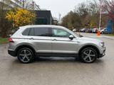 Volkswagen Tiguan 2.0 TDI SCR DSG BMT 4MOTION Highline - Volkswagen Gebrauchtwagen in München