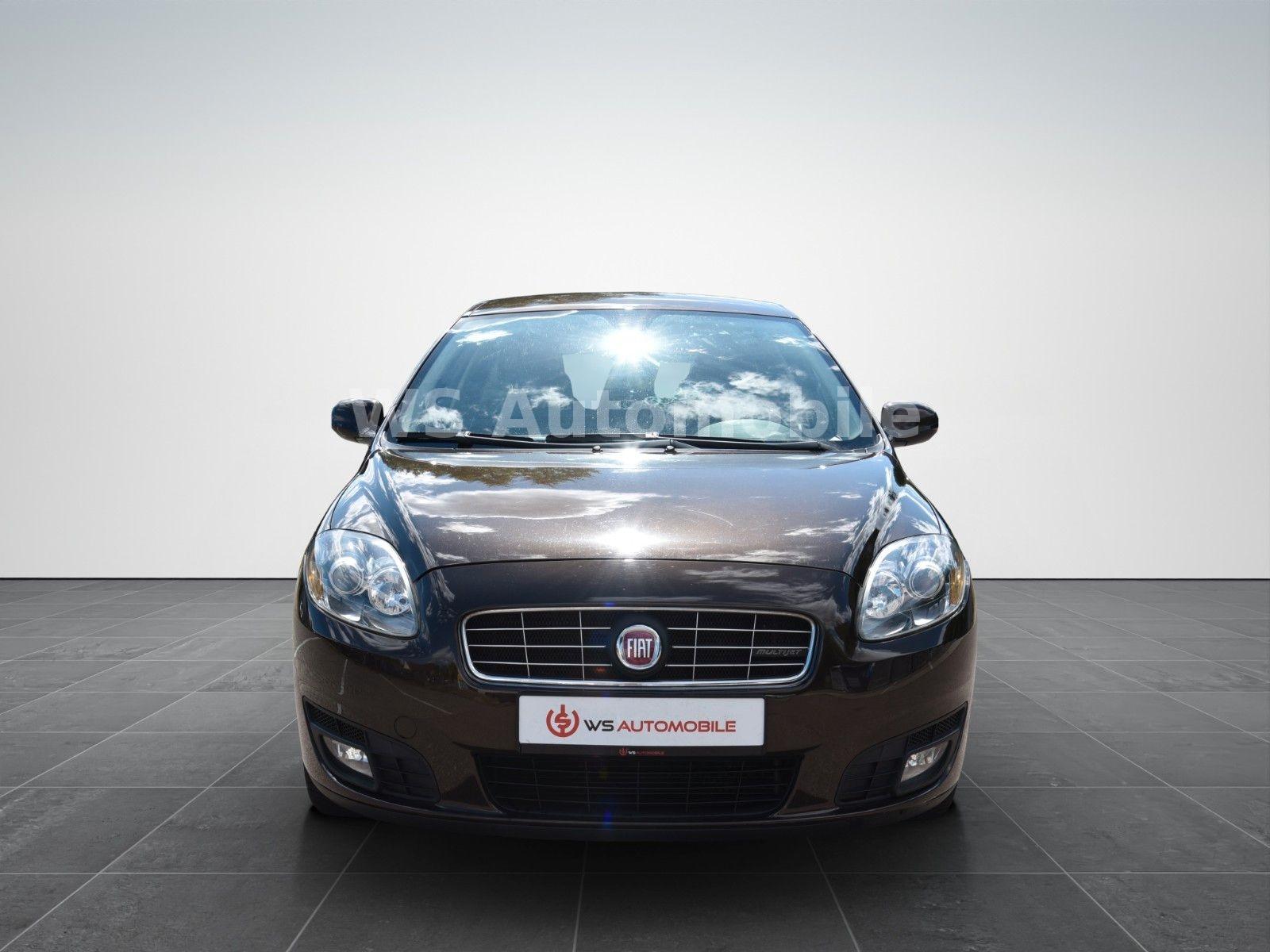 Fiat Croma 2009 — rear view