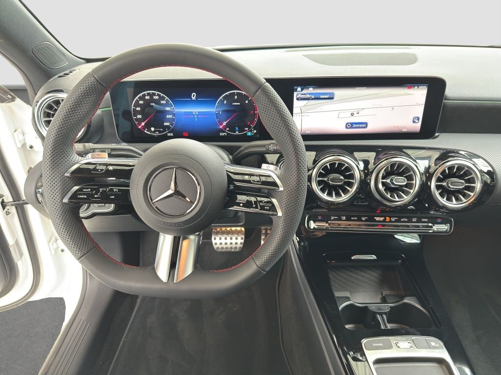 Fahrzeugabbildung Mercedes-Benz A 200 d AMG*NIGHT*LED*SpurH*AUT*Kam.*PDC*ParkAss