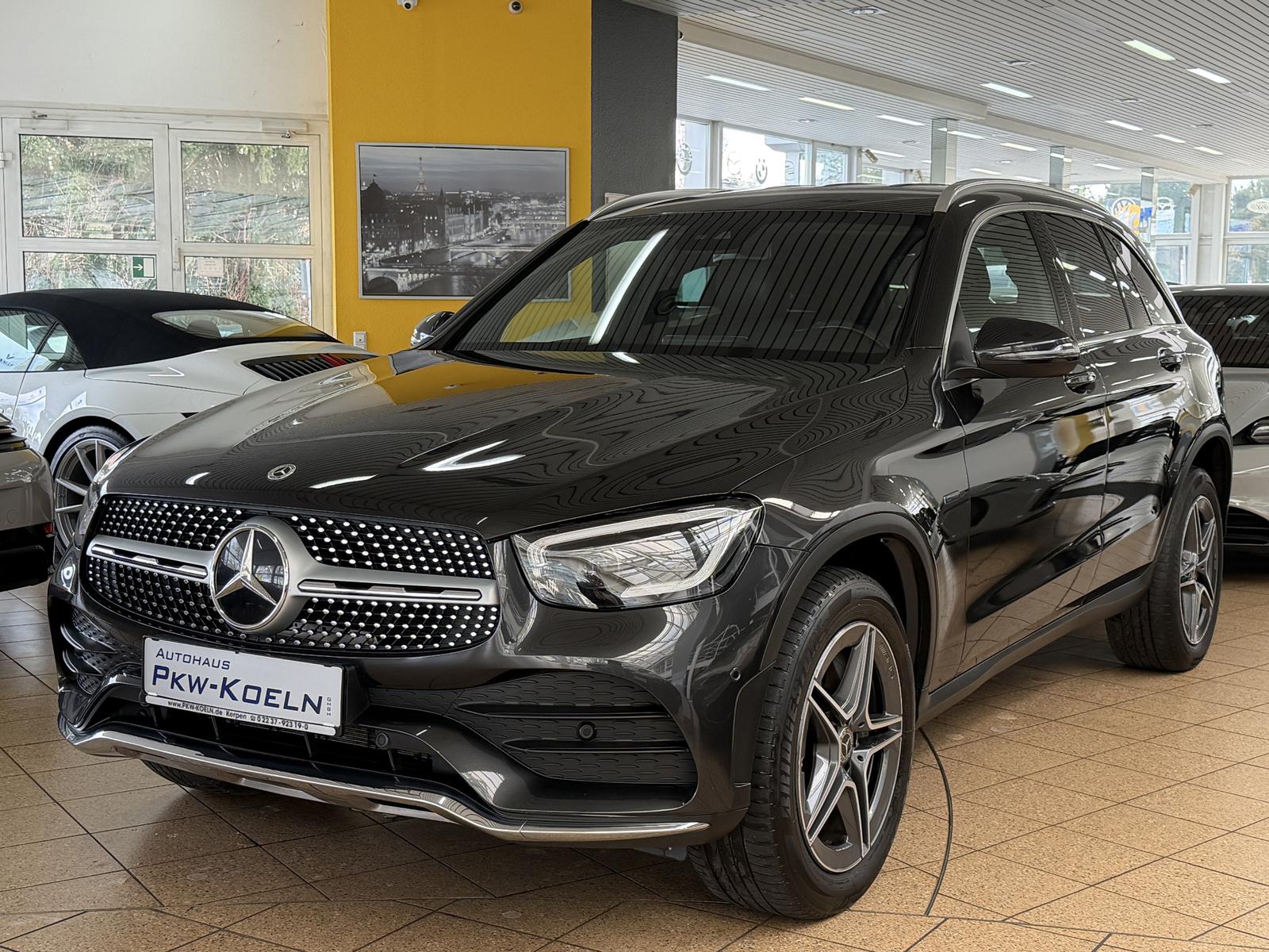 Mercedes-Benz GLC 300 de 4M AMG-LiNE *NAVi*LED*KAMERA*ToTW*