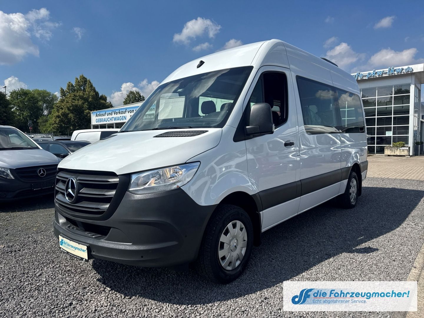 Fahrzeugabbildung Mercedes-Benz Sprinter III Tourer RWD AWD 315 CDI L2 DAB SHZ