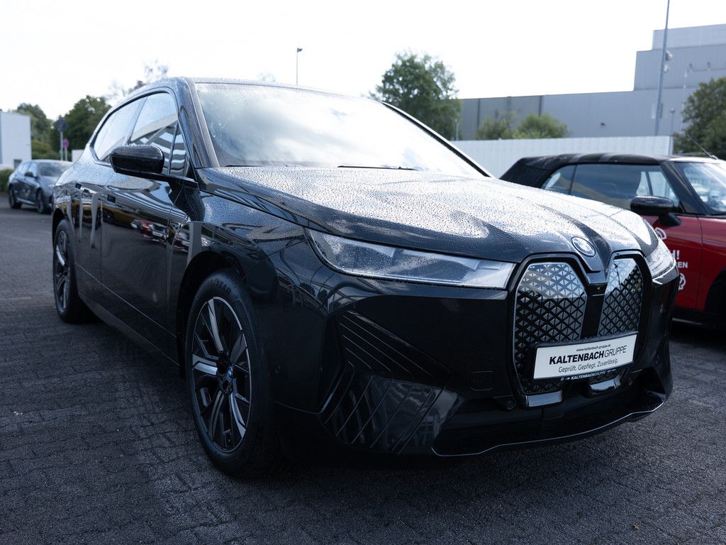 BMW iX xDrive40 HUD 360° LED ACC NAVI KAMERA SHZ PDC foto 4
