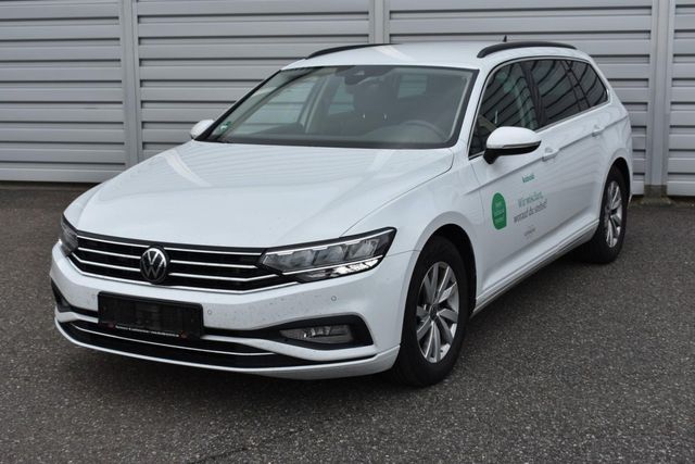 Volkswagen Passat Business ACC AHK LED Navi R.Cam PDC SHZ