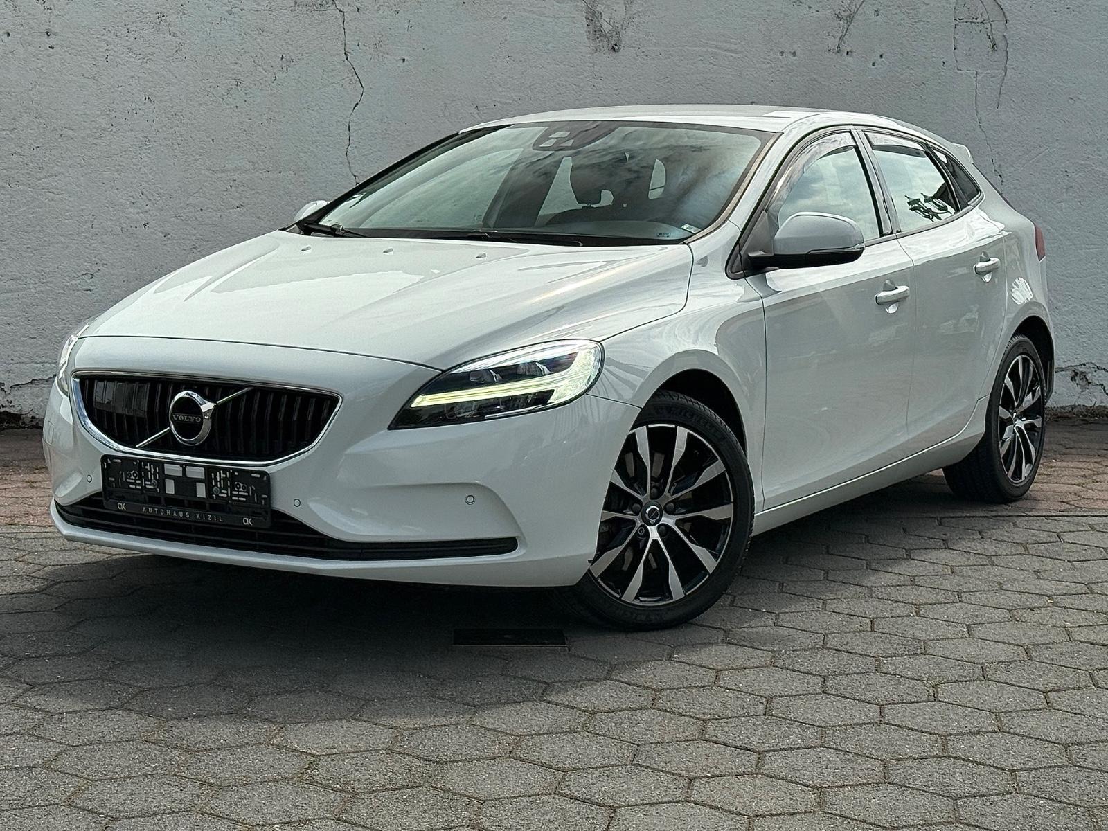 Volvo V40 Momentum Autom, Assistent, LED Scheinwerfer