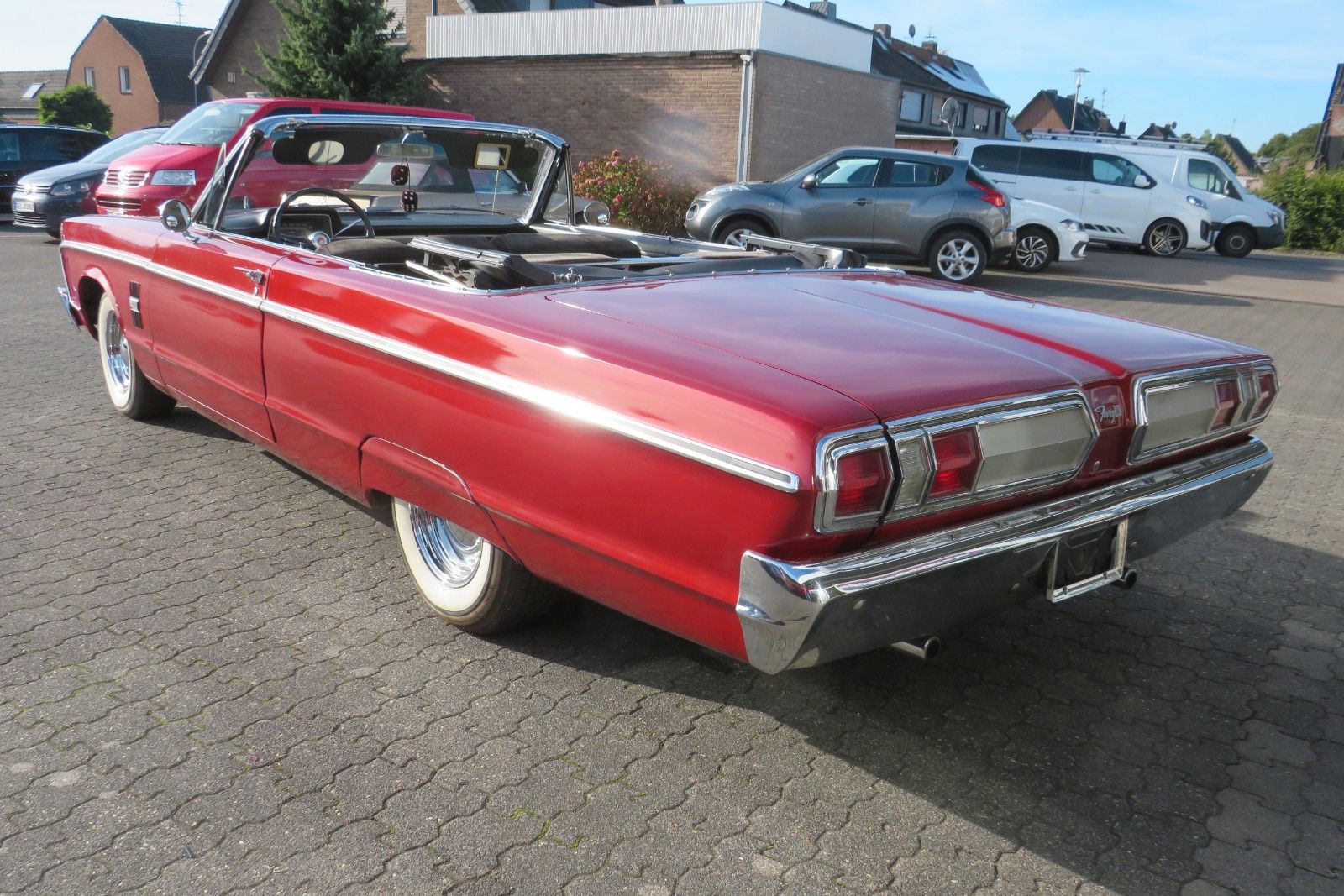 Fahrzeugabbildung Plymouth Fury III Cabriolet HYDR.-VERDECK SERVO