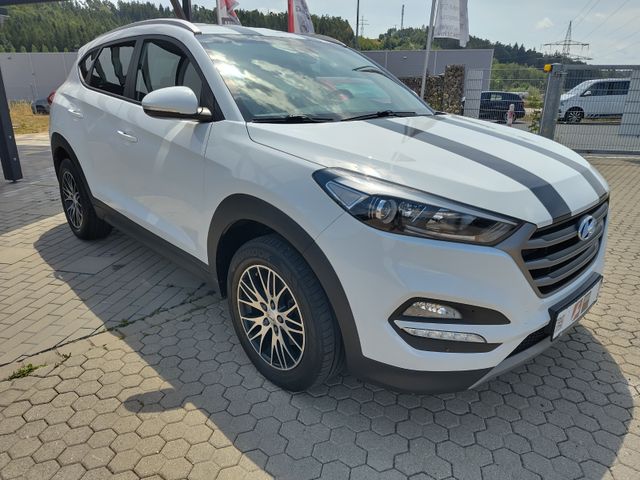 Hyundai Tucson 1.6 T-GDI 4WD Navi Leder R.Kamera
