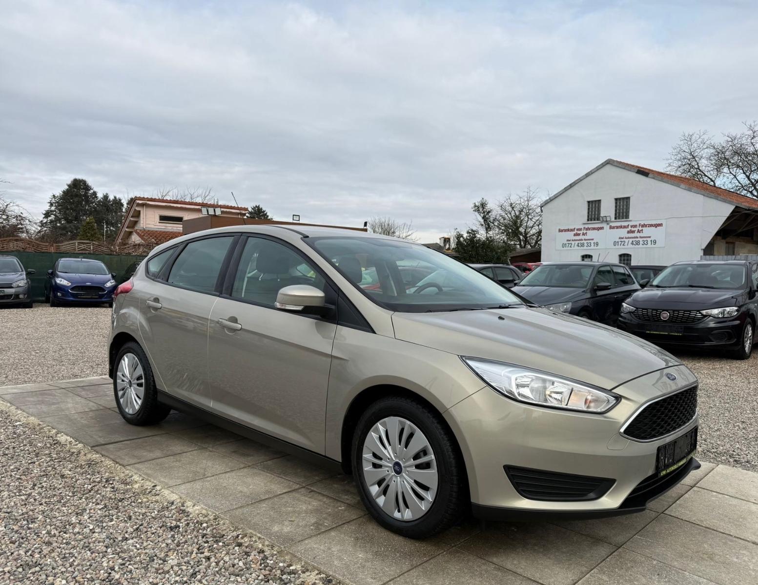 Ford Focus Lim. Trend Sportsitze Sport Lenkrad