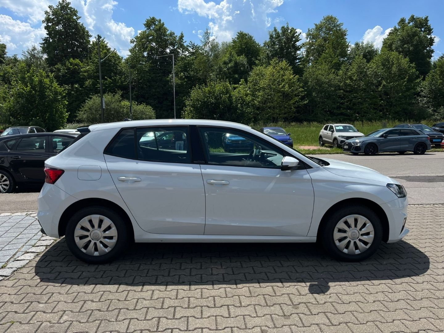 Fabia Essence 1.0 SHZG*Klima*PDC*LED*4-Türen