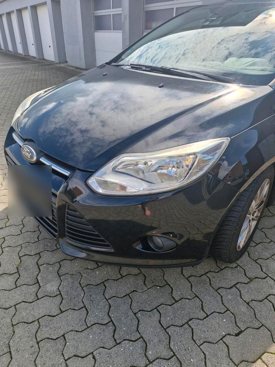 Ford Focus 2014 — photo 10