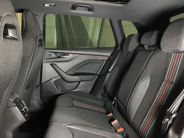 Fahrzeugabbildung Skoda Kamiq Monte Carlo1.5 TSI DSG/AHK/Pano/Matrix