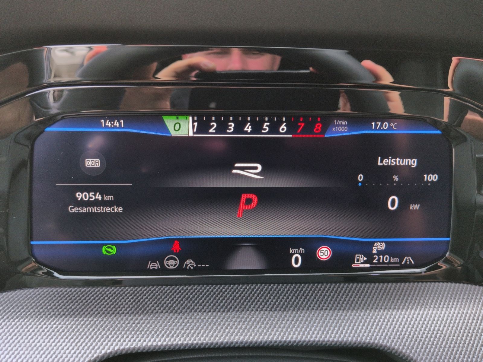 Golf VIII R PANO+KAMERA+MATRIX+19"+NAVI