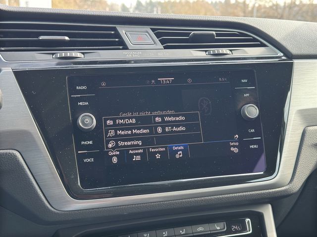 Touran 2.0 TDI Comfortline DSG SHZ NAVI AHK ACC