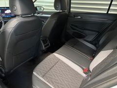 Fahrzeugabbildung Volkswagen Golf VIII Variant 2.0 TDI 110 kW Goal - AHK