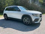 Mercedes-Benz GLB 220 d 4M AMG-Line LED AHK