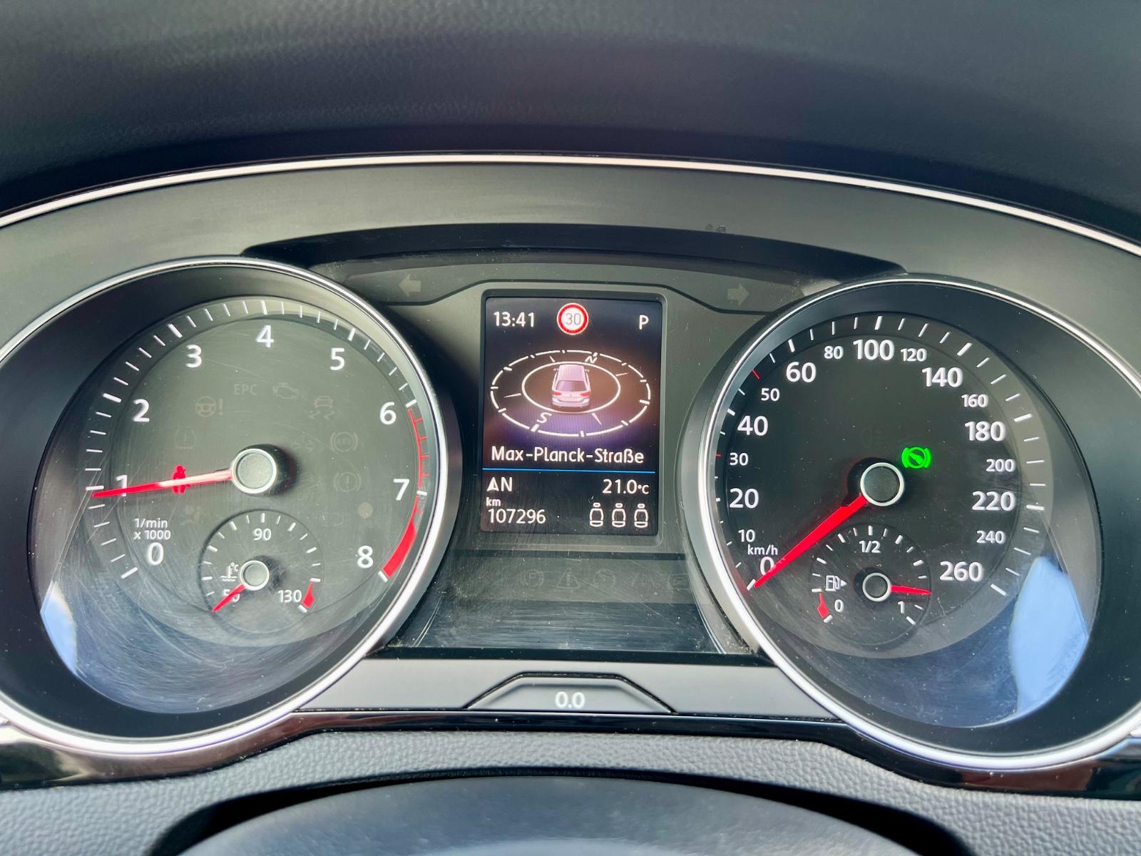 Volkswagen Passat 1.5 TSI CARPLAY NAVI AAC GZJR SHZ, миниатюра 17