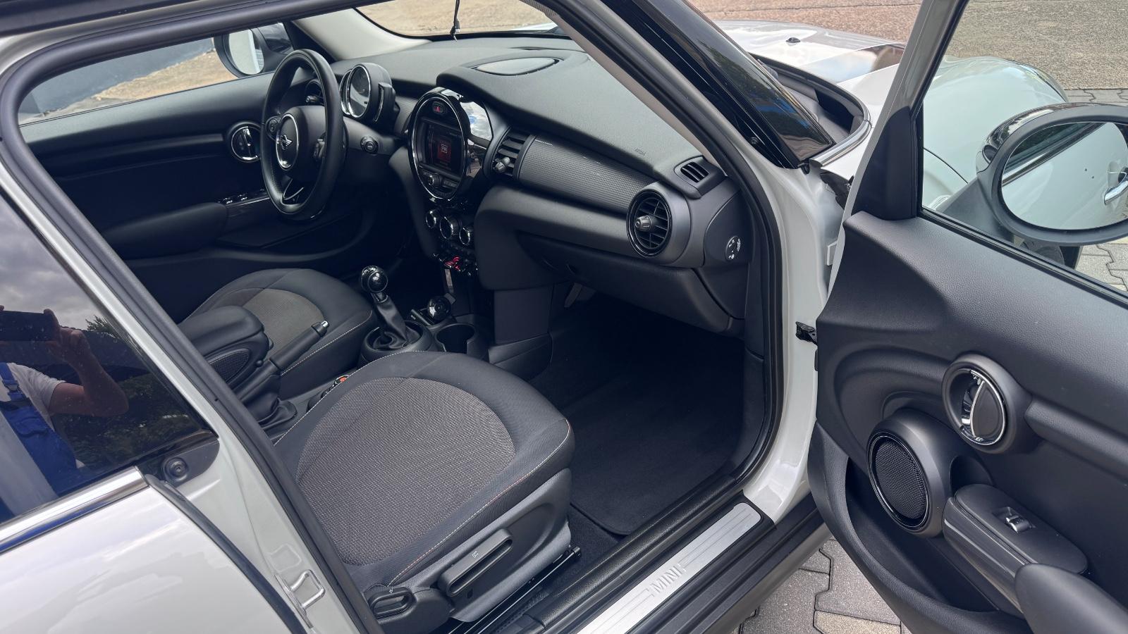 MINI COOPER Mini 5-trg. LED Navi Alu Sihzg