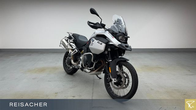 BMW F 900 GS Adventure Ride Pro