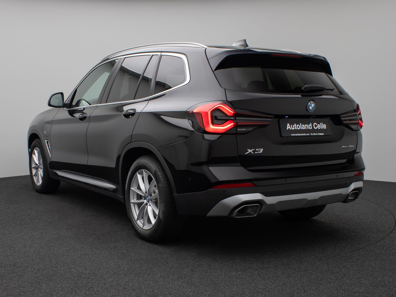 Fahrzeugabbildung BMW X3 xD30e DAB HiFi Kamera Leder Sportstz 18Zoll