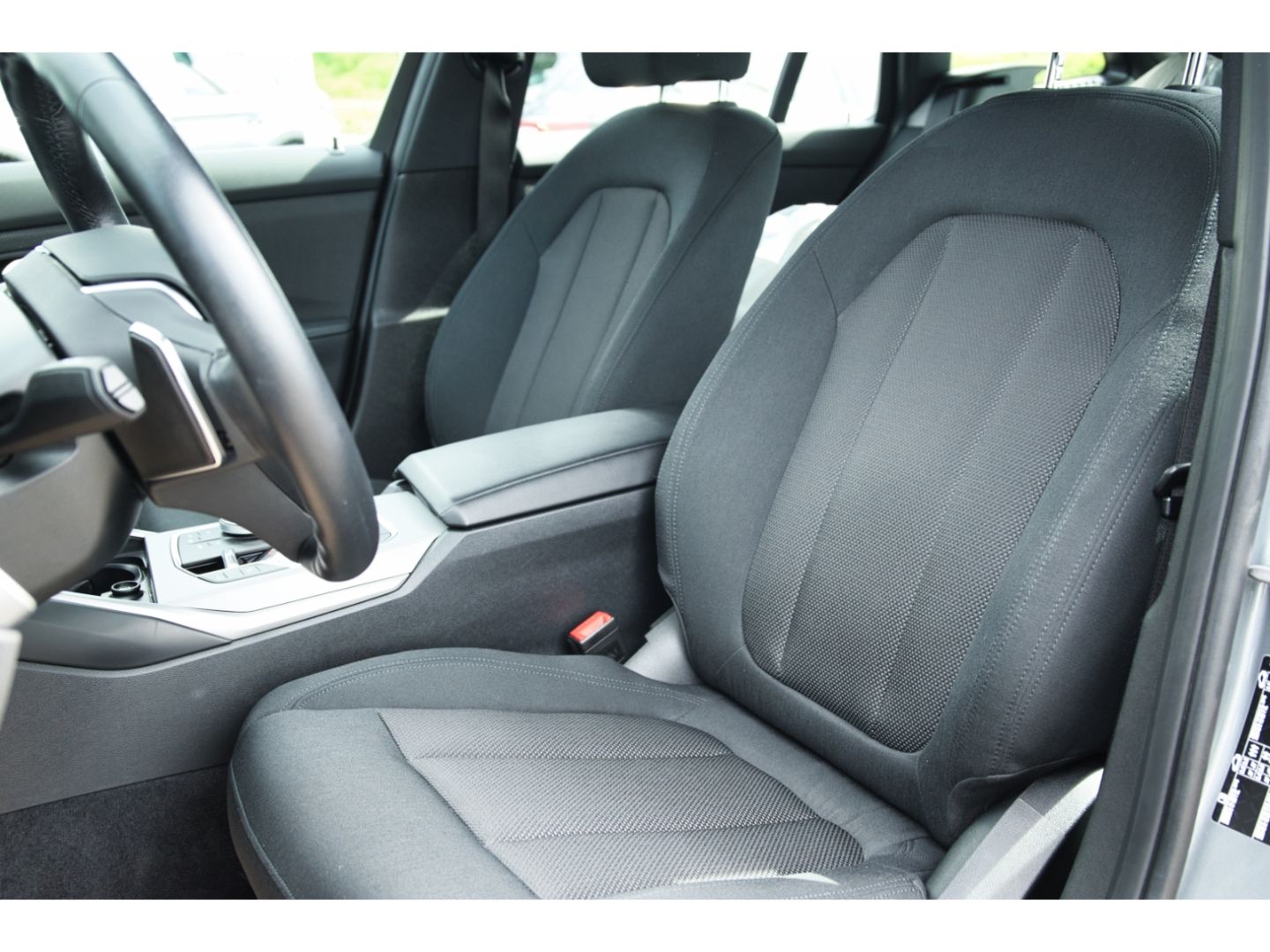BMW 318 d Touring Navi LED ACC SHz DAB Apple CP foto 15