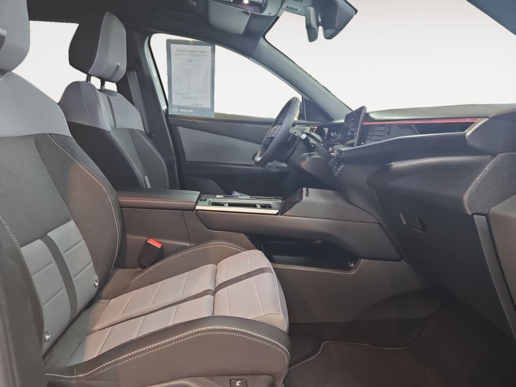 Fahrzeugabbildung Opel Grandland 1.2 DI Hybrid 48 V Automatik GS