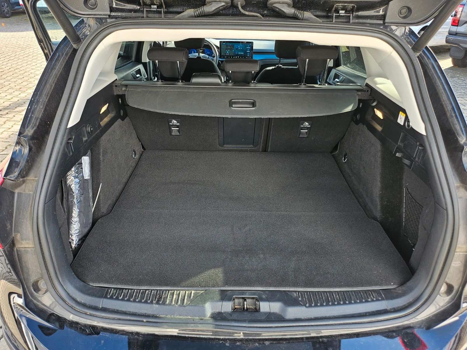 Fahrzeugabbildung Ford Focus Turnier Active X