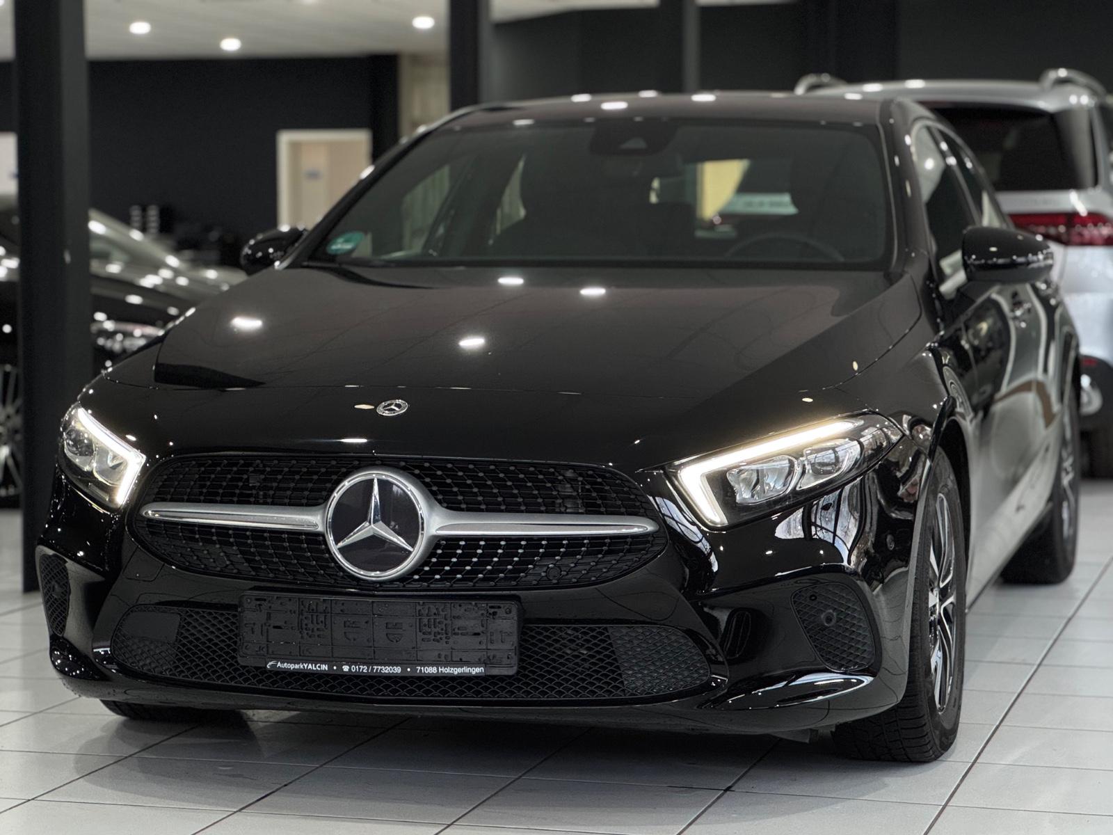 Mercedes-Benz A 180 d  *STANDHZG*R-CAM*LED*SZ-HZG*T-LEDER*NAV*