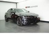 Alfa Romeo Giulia Competizione Q4 2.0 Turbo Panoramadach - Alfa Romeo Giulia: Limousine