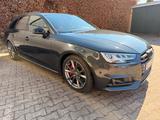 Audi S4 3.0 TFSI tiptronic quattro Audi Exklusiv - gebrauchte Audi S4 aus dem Jahr 2018