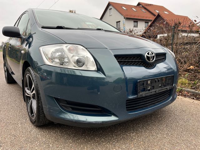 Toyota Auris Basis