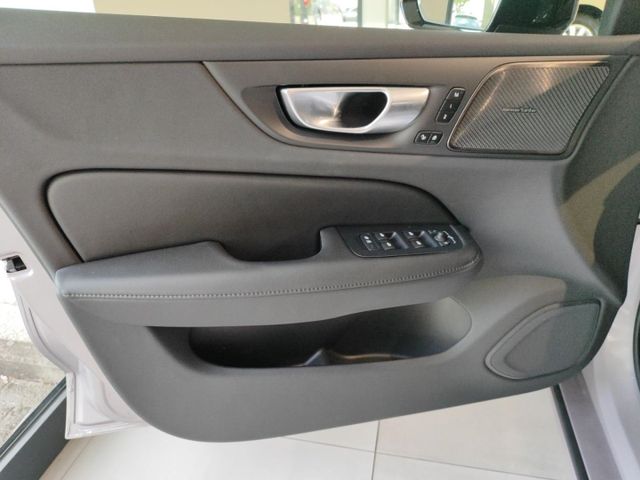 VOLVO V60 T6 (Bild 14 von Array)