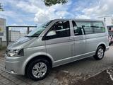 Volkswagen T5 Multivan STANDHZG*BIXEN*BEAR-LOCK*7SITZER - Volkswagen T5 Multivan mit Diesel-Antrieb: Kleinbus