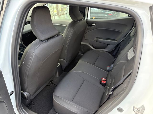 RENAULT Clio - Bild 9