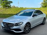 Mercedes-Benz E 450 4M Lim.*Distronic*Night*Kamera*Schiebedach - gebrauchte Mercedes-Benz E 450 aus dem Jahr 2019