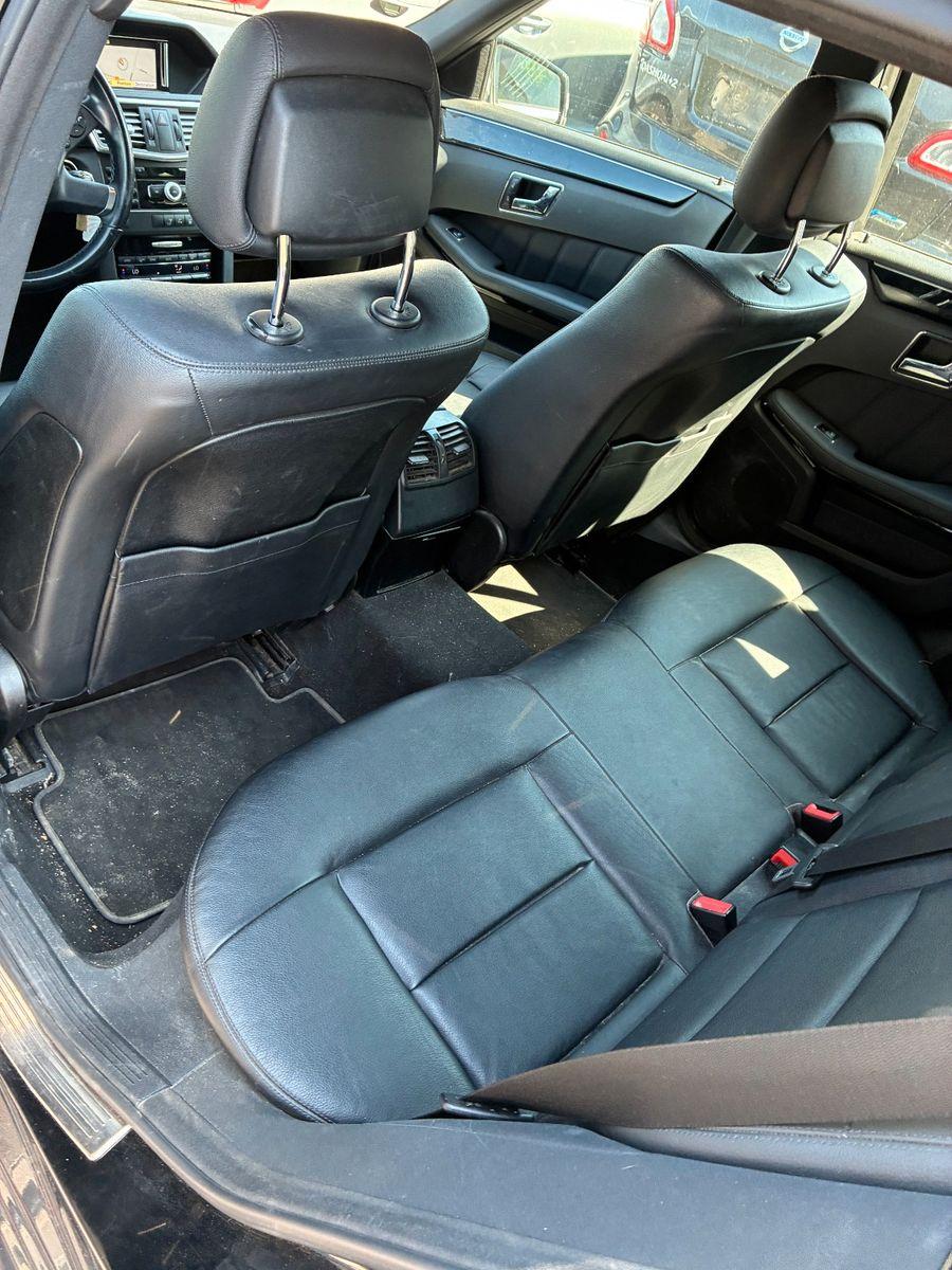 Mercedes-Benz E350 2010 — photo 10