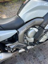 BMW K1600 GT - MOTORRAD AUS DEM JAHR 2013