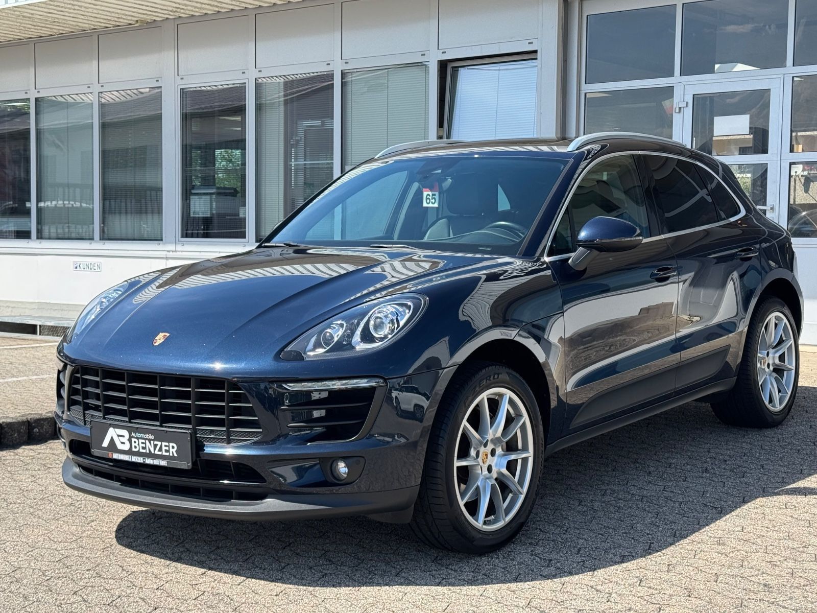 Fahrzeugabbildung Porsche Macan S Diesel/PANO/APPLE/NAVI/PDC/TEMPOMAT/SHZ