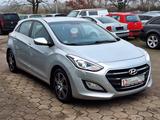 Hyundai i30 blue Passion*1Hand*Garantie*TopZustand* - Hyundai i30 mit Diesel-Antrieb: Automatik