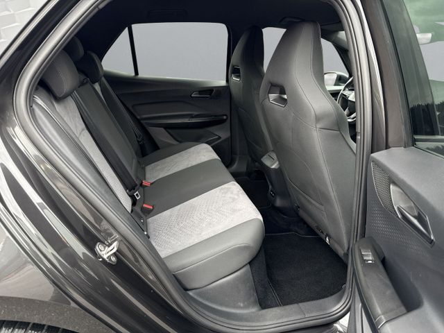 Born 150 kW*HUD+Head Pump+ StandHZG+Navi+Digital