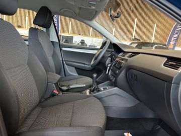 Skoda Octavia Combi Ambition *Klima*Radio*PDC*Isofix*