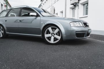 صورة 5 لـ 2002 AUDI RS6