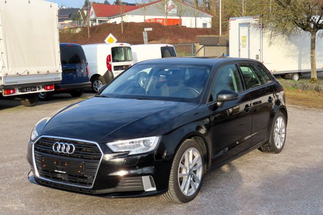 Audi Sportback 35 TDi Sport Navi LED ACC Sitzheiz