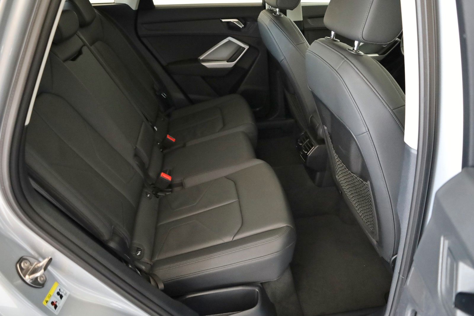 Fahrzeugabbildung Audi Q3 35 TDI Advanced,Leder,Navi,LED,Keyless,AHK el