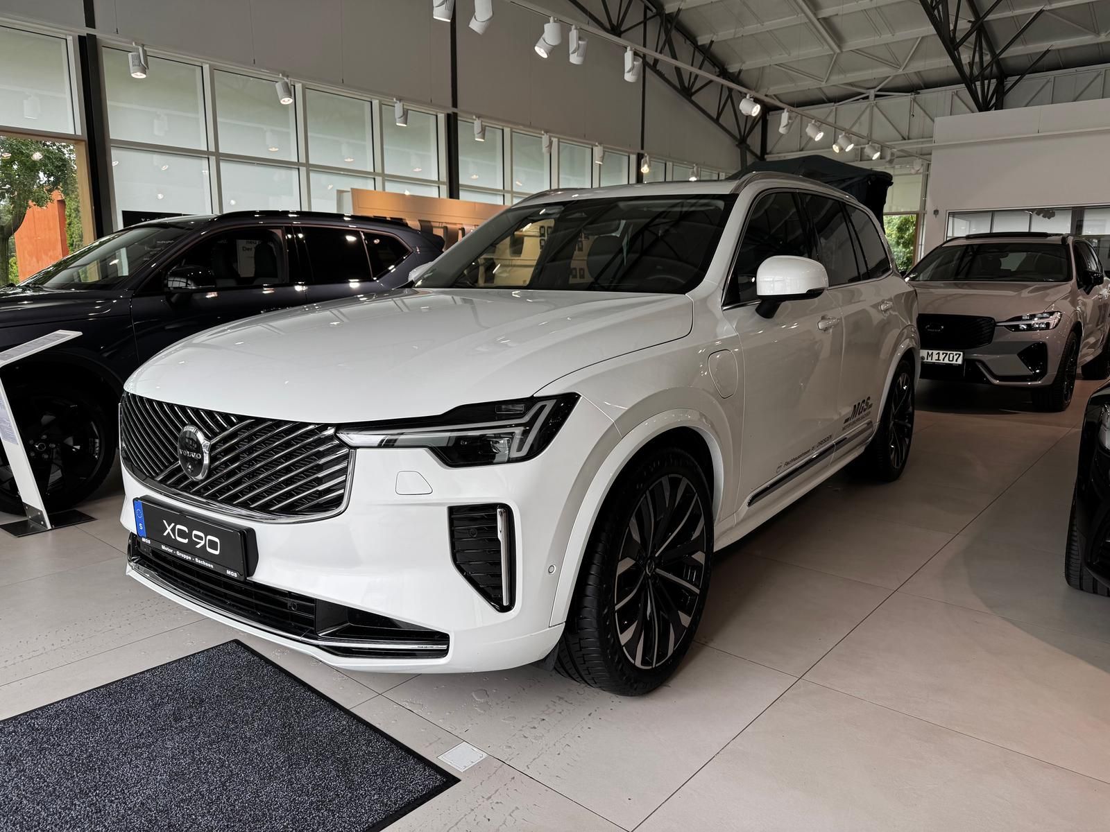 Volvo XC90 Ultra Bright Recharge Plug-In Hybrid AWD