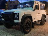 Land Rover LANDROVERDefender902.2TD44posti - Land Rover Defender Kombi Gebrauchtwagen