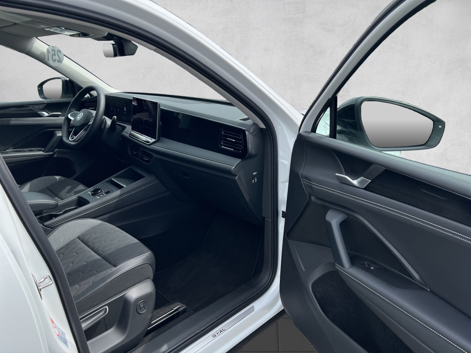 Tiguan Goal 2.0 TDI DSG AHK*Navi*ACC*LED*CarPlay