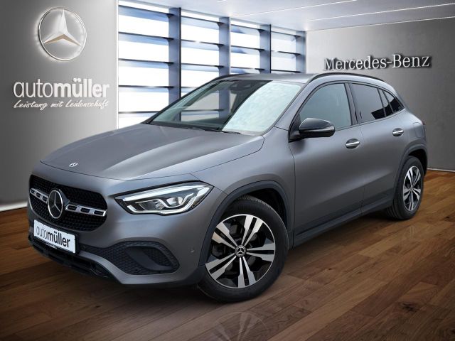 Mercedes-Benz GLA 220 d Night Kam. Distronic ParkAss SpurH LM