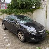 Opel Astra J 14l Turbo 140 PS Limousine 1.... - Opel Astra: 140