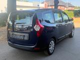 Dacia Lodgy 1.6/Euro6/Klima/7Sitze - Dacia Lodgy mit Benzin-Antrieb: Kleinbus, 1.6