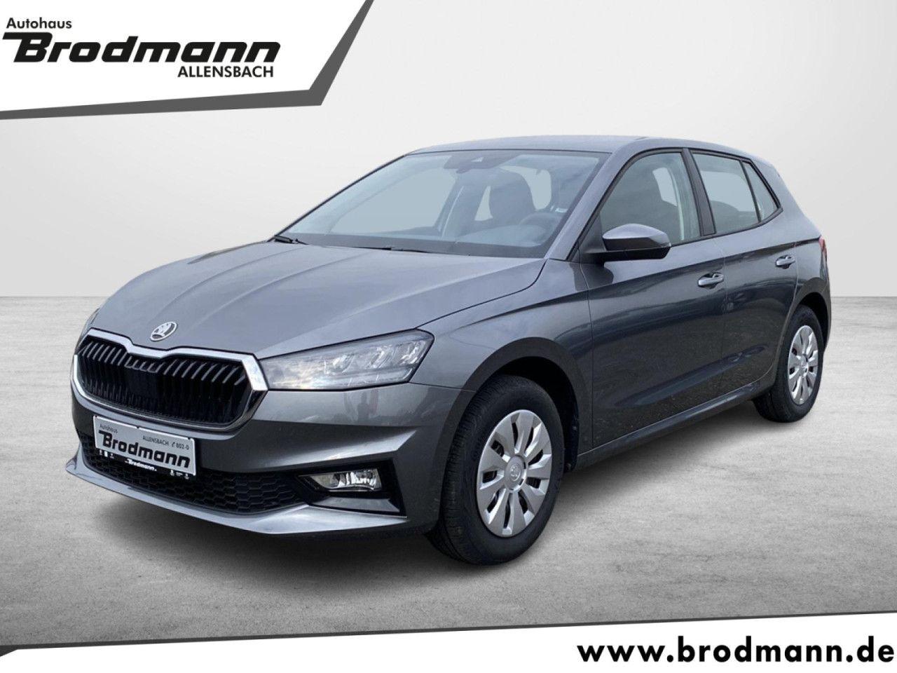 Skoda Fabia 1.0 TSI Essence Navi-PDC-SHZ-LED-5 Jahre
